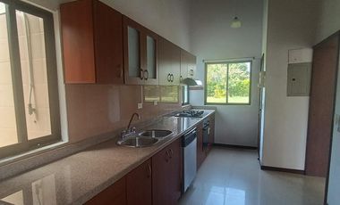 casa en venta en la morada. Cod V211