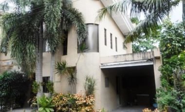 House for rent in Cebu City,Gated step away to mall, 2 storey (1-br)