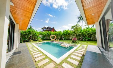 Leasehold  - Ubud Hideaway Rooftop Garden Villa with Stunning Mount Agung Views, Bali