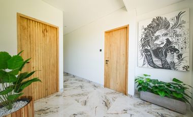 Leasehold  - Ubud Hideaway Rooftop Garden Villa with Stunning Mount Agung Views, Bali