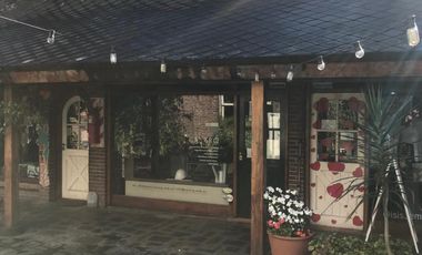 VENTA LOCAL COMERCIAL EN PASEO FLORIDO HURLINGHAM