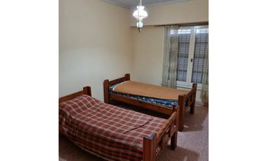 chalet a la venta 2 dormitorios punta mogotes