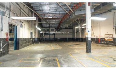 Se Alquila Amplia Bodega rea Total 19.368 Mts Vía Tocumen $19.368.oo