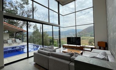 Casa en venta en la Peña, Valle de Bravo