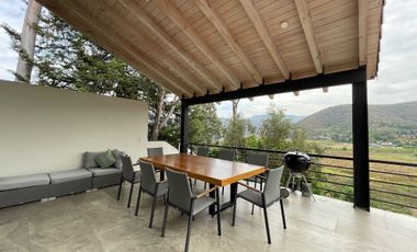 Casa en venta en la Peña, Valle de Bravo