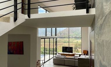 Casa en venta en la Peña, Valle de Bravo