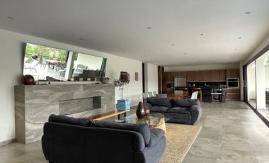 Casa en venta en la Peña, Valle de Bravo