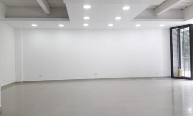 local en arriendo en el bosque. Cod A104541