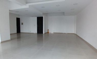 local en arriendo en el bosque. Cod A104541