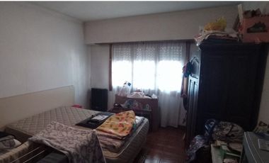 VENDO CASA 3 AMB C/DEPTO 2 AMB EN MAR DEL PLATA