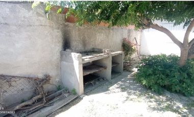 VENDO CASA 3 AMB C/DEPTO 2 AMB EN MAR DEL PLATA