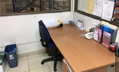 Se Vende Local Comercial 300 mts Parque Lefevre $395.000.oo