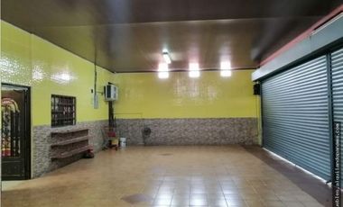 Se Vende Local Comercial 300 mts Parque Lefevre $395.000.oo