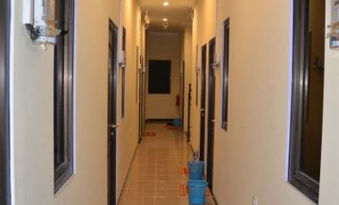 Oval kost AC (spt guest house) studio room, kamar mandi dalam, full AC, wifi, air pdam panas/dingin, furnitur sepenuhnya