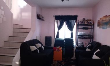 Duplex en Corimayo en barrio Policial