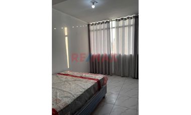 Se Alquila Departamento En Segundo Piso Frente A Playa De  Huanchaco A 1100 Nuevos Soles