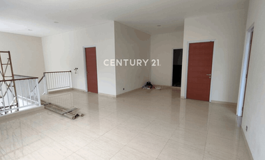 Rumah Baru Asri Di Jalan Sejahtera Bandung