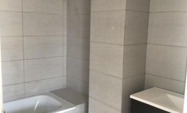 Lencke Vende - Excelente departamento 3 dormitorios c/cochera, como a estrenar