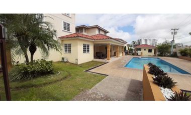 VENTA  APARTAMENTO EN LAS ACACIAS PH CANTABRIA V