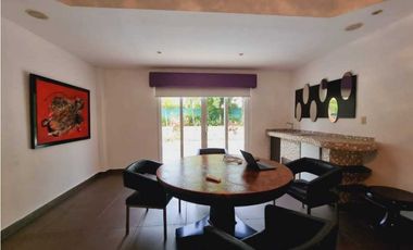 CASA CON PISCINA EN COSTA DEL ESTE  1800MT