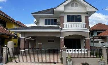 4 Bedroom House for sale at Moo Baan Pimuk 1