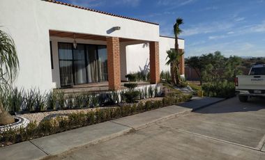 VENTA DE GRANJA CON HACIENDA EN EL SOYATAL AGUASCALIENTES (LUCY)