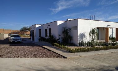 VENTA DE GRANJA CON HACIENDA EN EL SOYATAL AGUASCALIENTES (LUCY)