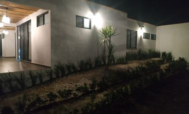VENTA DE GRANJA CON HACIENDA EN EL SOYATAL AGUASCALIENTES (LUCY)