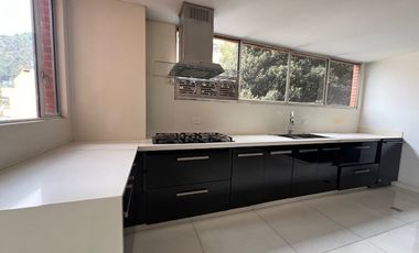 apartamento en arriendo/venta en chico alto. Cod A8131332