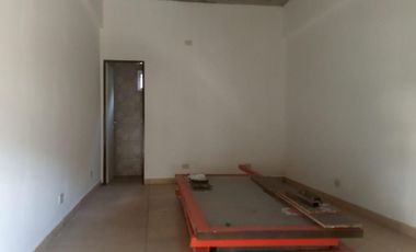 Galpon Sobre Lote De 568m2 Barcala 737 Ituzaingo