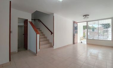 casa en venta en avenida libertadores. Cod V30151