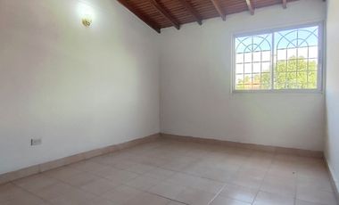 casa en venta en avenida libertadores. Cod V30151