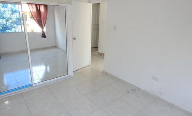 apartamento en venta en las moras. Cod V76786