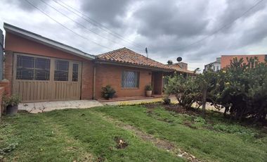 casa campestre en arriendo en el cairo. Cod A119243