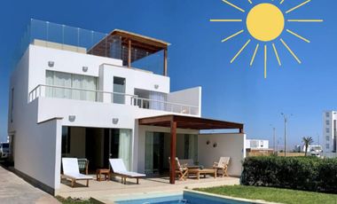 🏖️ ¡VIVE EN PARACAS COMO SI ESTUVIERAS DE VACACIONES TODO EL AÑO!
Moderna Casa de Playa en Condominio Sotavento – USD 255,000.00
📍 Nuevo Paracas – A