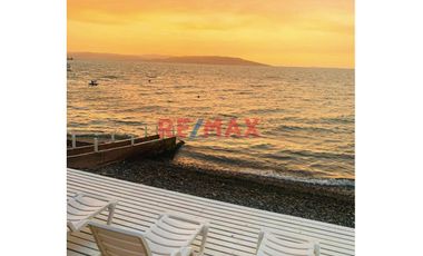 🏖️ ¡VIVE EN PARACAS COMO SI ESTUVIERAS DE VACACIONES TODO EL AÑO!
Moderna Casa de Playa en Condominio Sotavento – USD 255,000.00
📍 Nuevo Paracas – A
