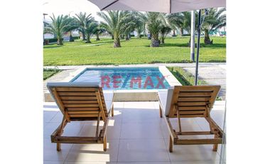 🏖️ ¡VIVE EN PARACAS COMO SI ESTUVIERAS DE VACACIONES TODO EL AÑO!
Moderna Casa de Playa en Condominio Sotavento – USD 255,000.00
📍 Nuevo Paracas – A