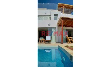 🏖️ ¡VIVE EN PARACAS COMO SI ESTUVIERAS DE VACACIONES TODO EL AÑO!
Moderna Casa de Playa en Condominio Sotavento – USD 255,000.00
📍 Nuevo Paracas – A