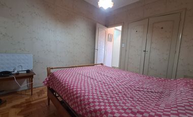 Alquiler temporada 2023 departamento 2 ambientes c/ balcón y vista a Plaza Colón