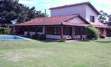 EXCELENTE QUINTA SOBRE DOS PARCELAS CON DOS VIVIENDAS EN MIRAMAR