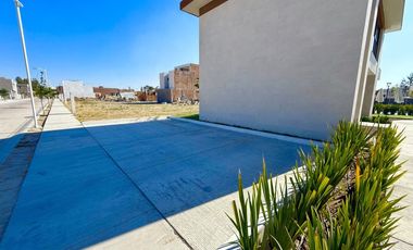 SUR EN VILANOVA EXCELENTE TERRENO MUY CERCA DEL AREA COMUN Y SUPER UBICADO