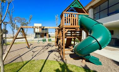 SUR EN VILANOVA EXCELENTE TERRENO MUY CERCA DEL AREA COMUN Y SUPER UBICADO