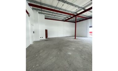 Condado del Rey/ Local con Terraza$4,048/Alquiler