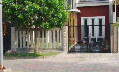 Rumah 1 lantai diperum Puri Safira Regency Menganti, Strategis