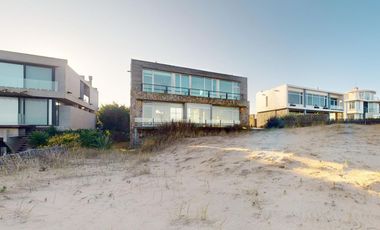 Cod 361 Imponente! ALQUILER sobre el mar 2025