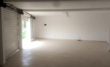 casa-local en venta en poblado campestre. Cod V2985