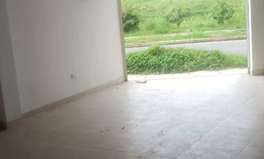 casa-local en venta en poblado campestre. Cod V2985