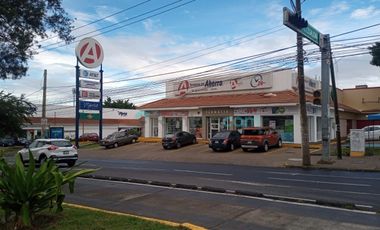 local comercial en plaza legalidad al norte de guadalajara local 8..