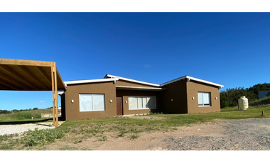 CASA EN VENTA COSTA ESMERALDA - ECUESTRE 281