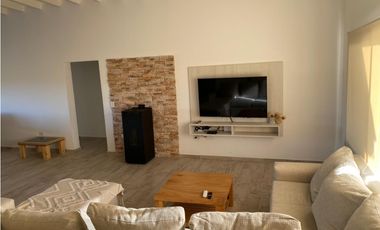 CASA EN VENTA COSTA ESMERALDA - ECUESTRE 281